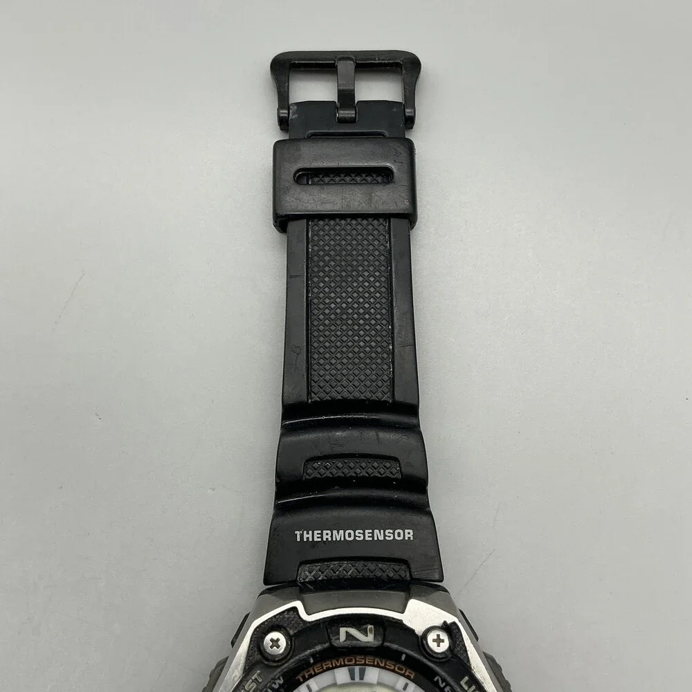 Casio 5056 AQW-101 Mens Watch 46mm Thermosensor Fishing World Time Illuminator